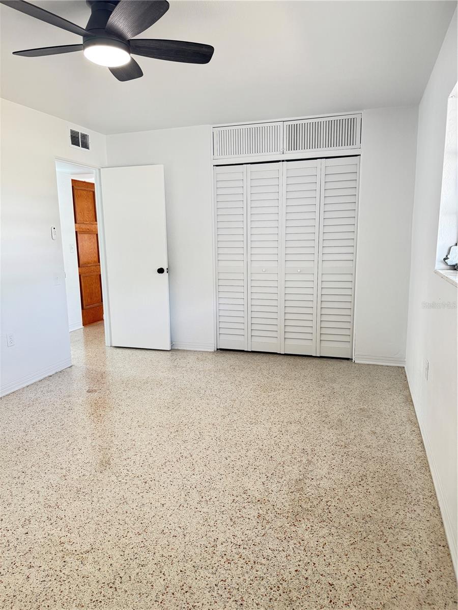 RIDGEWOOD GROVES - Residential