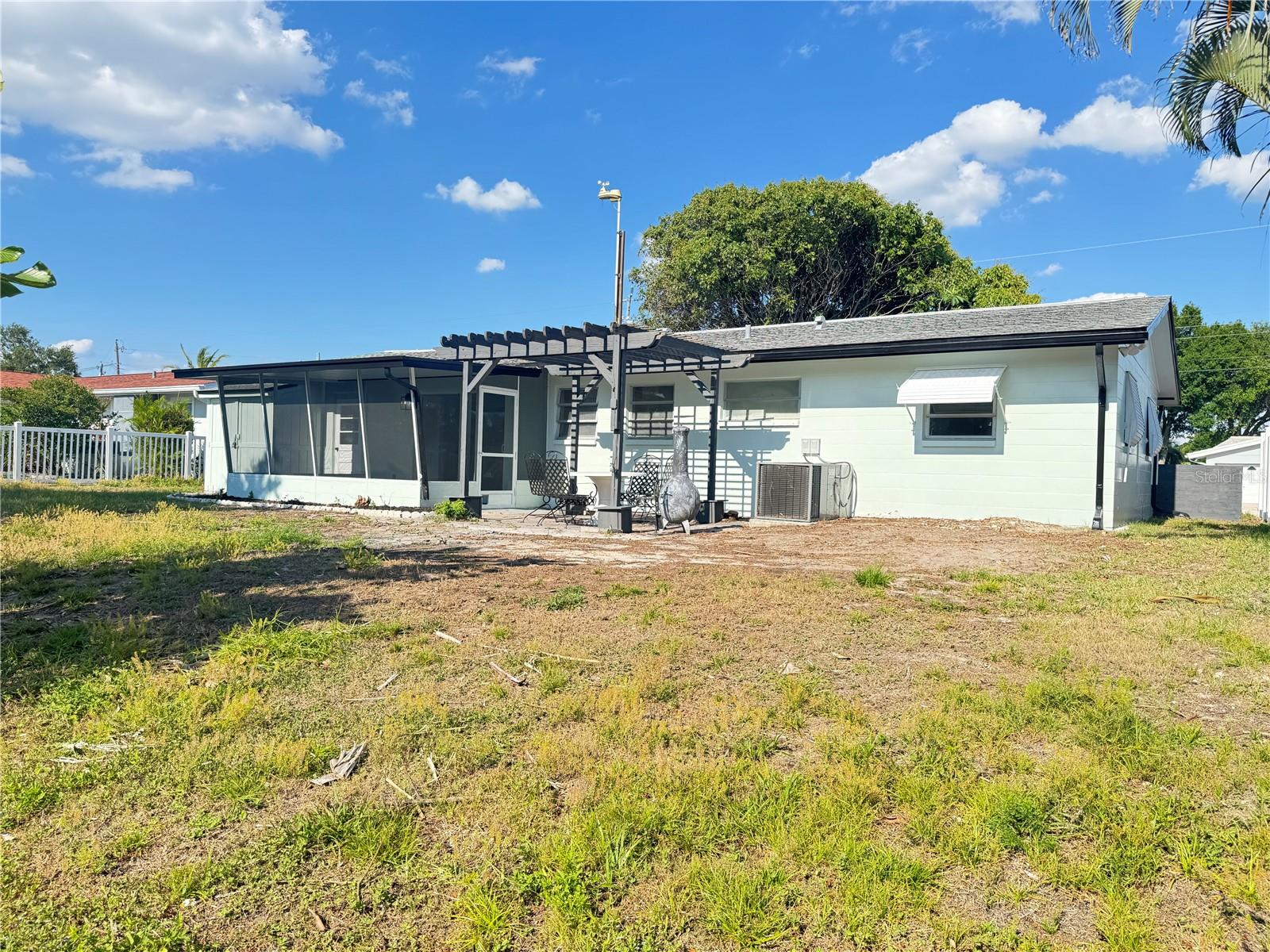 RIDGEWOOD GROVES - Residential