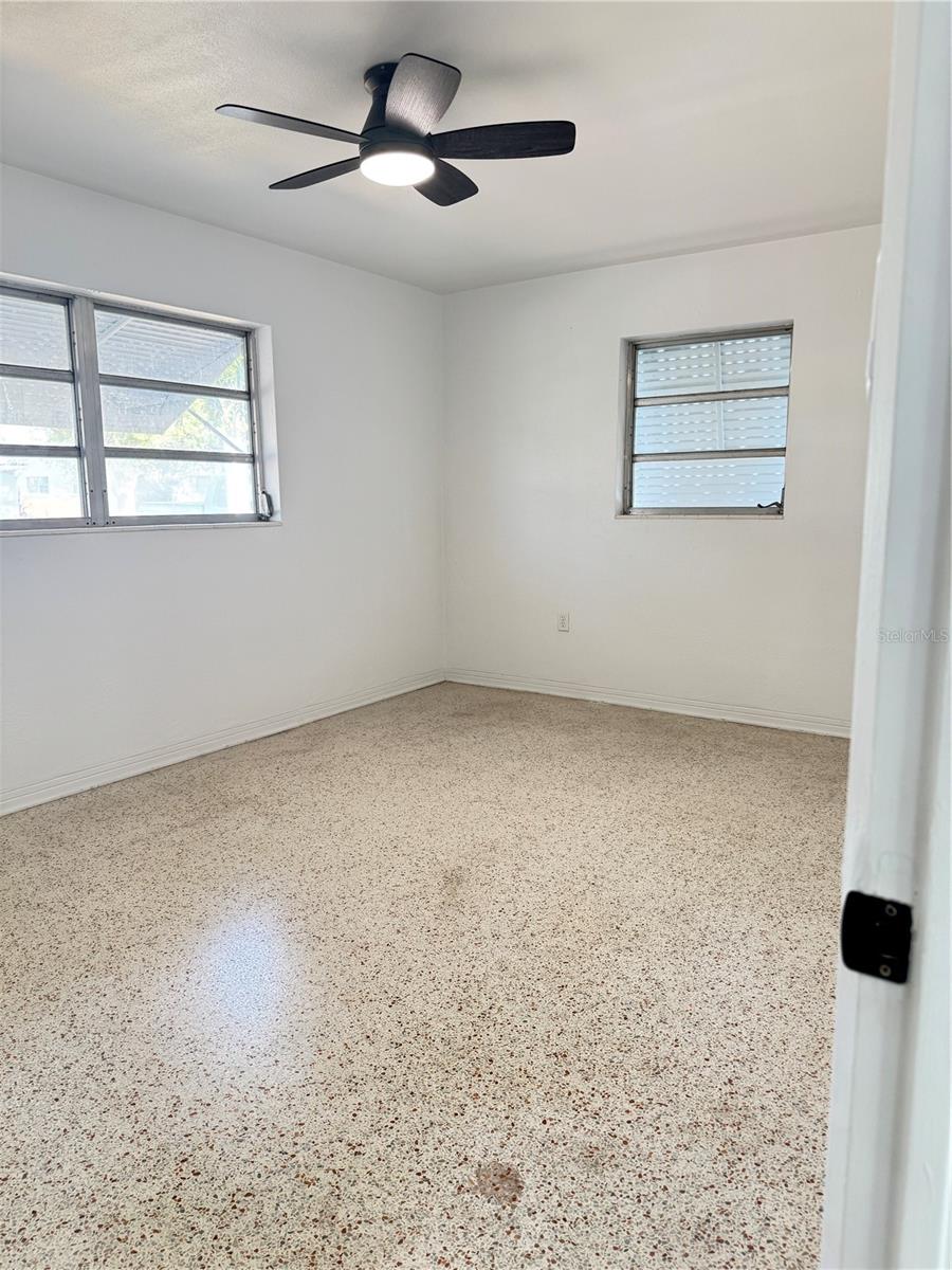 RIDGEWOOD GROVES - Residential