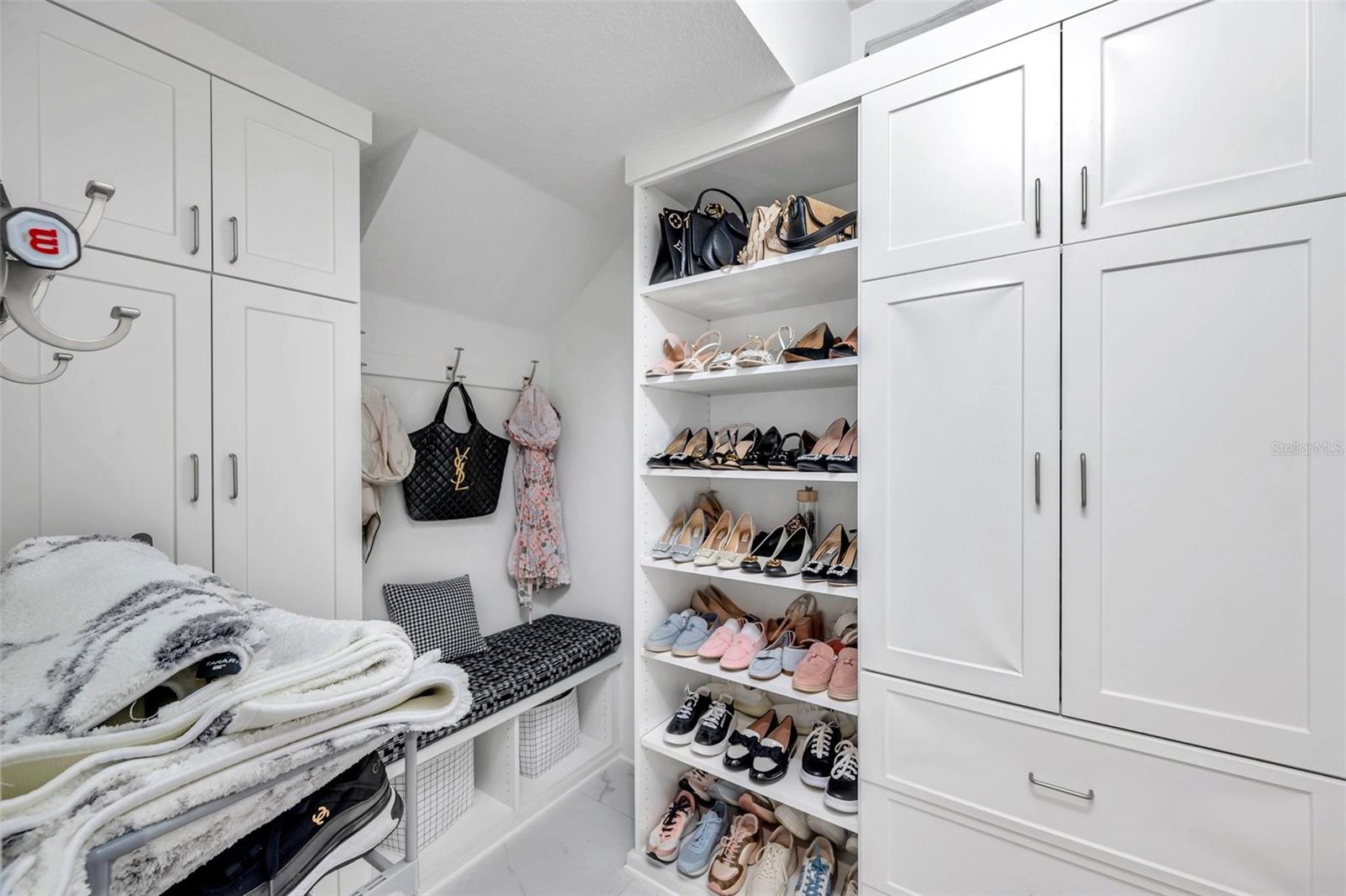 WINDING RDG PH 1 & 2 - Residential