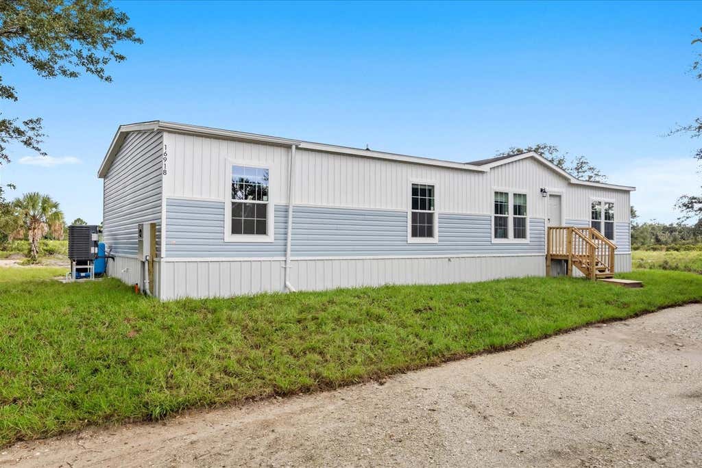 Photo of 16918 NW 264th Street, Okeechobee, FL 34972 (MLS # A4703384)