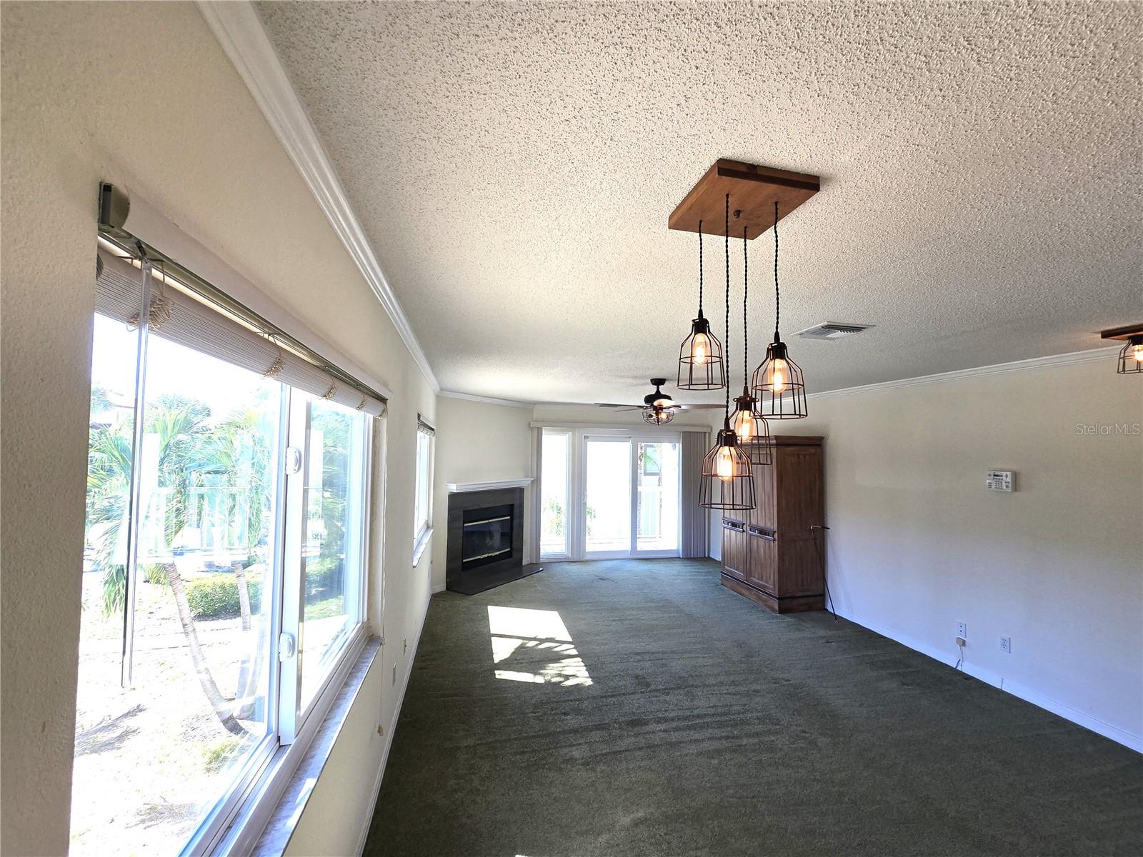 PALMS OF TIERRA - Residential