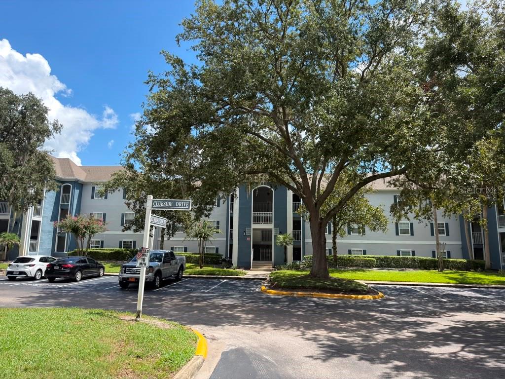 5112 CLUBSIDE DRIVE 5112