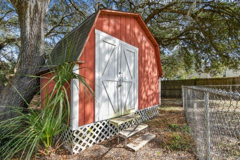 A home in ZEPHYRHILLS