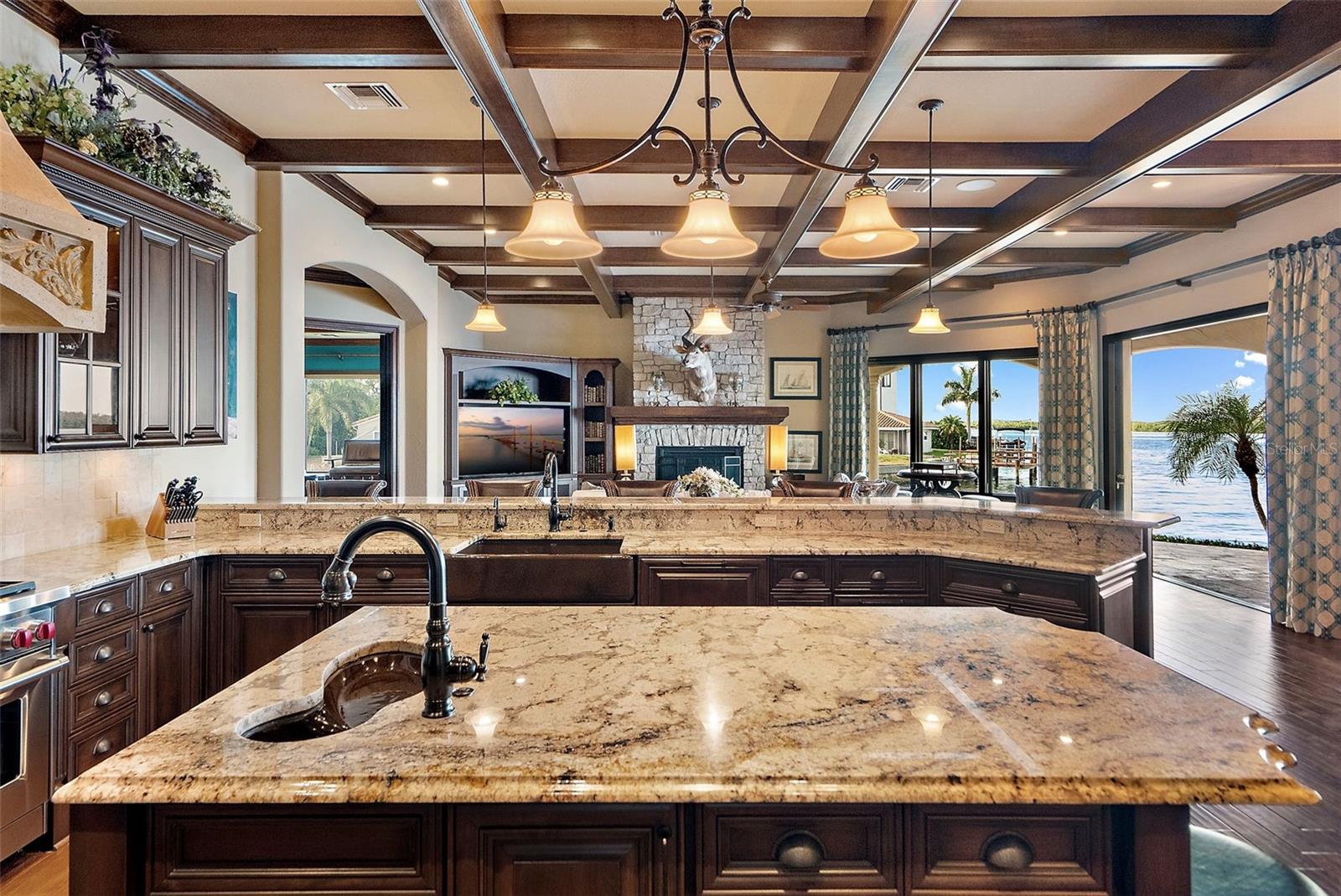 VENETIAN ISLES - Residential