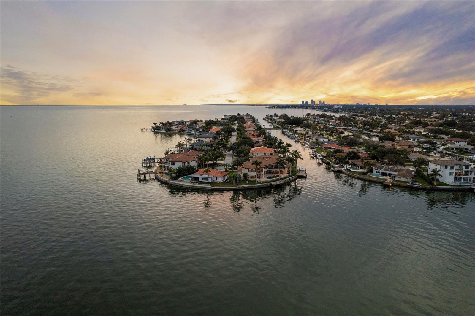 VENETIAN ISLES - Residential