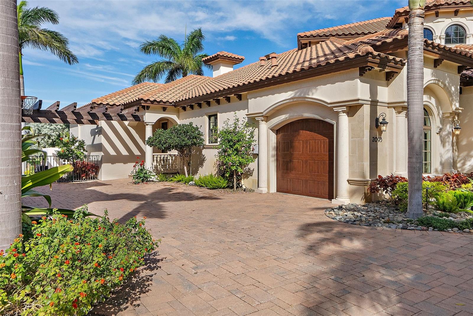 VENETIAN ISLES - Residential