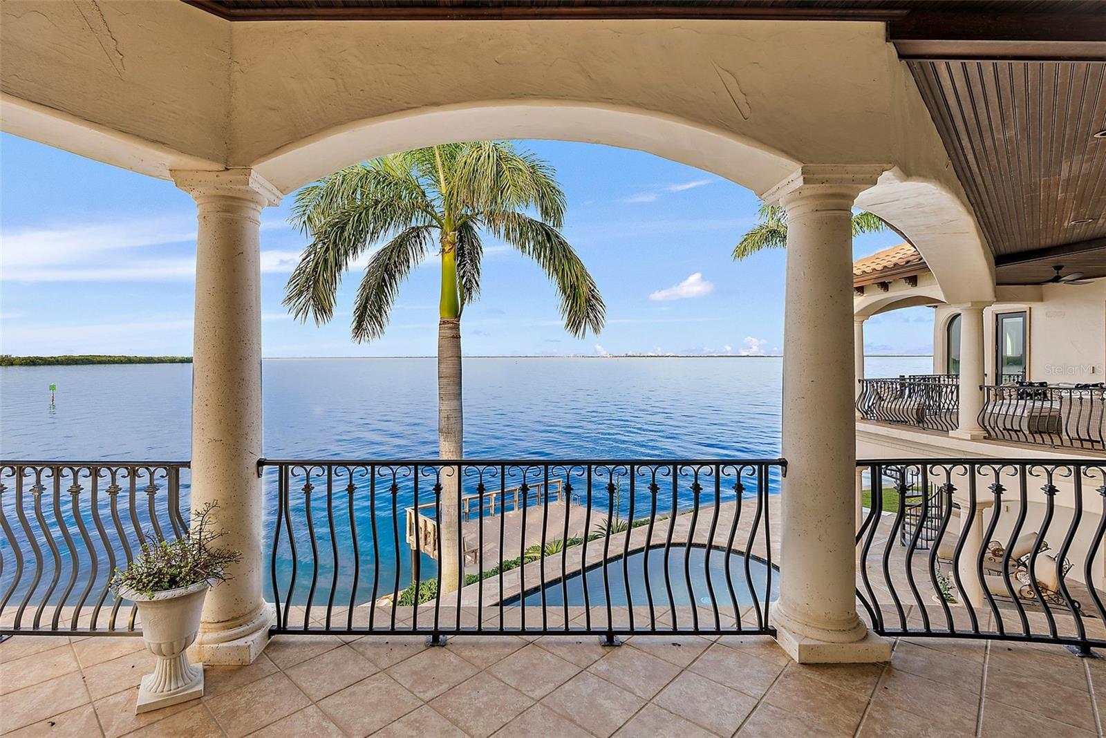 VENETIAN ISLES - Residential