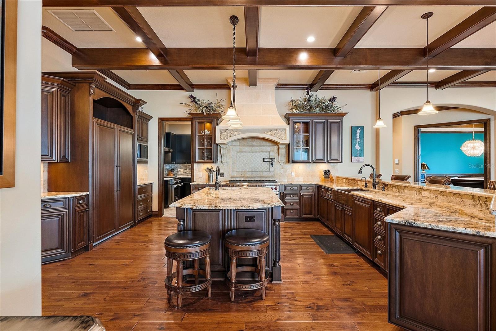 VENETIAN ISLES - Residential