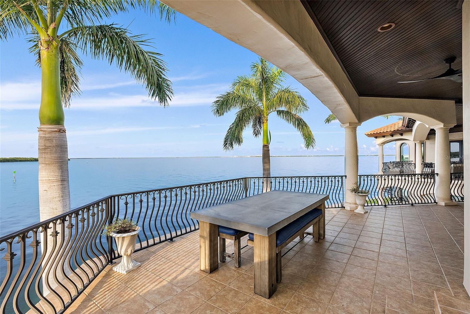 VENETIAN ISLES - Residential