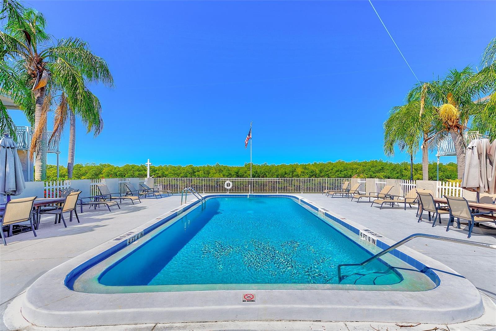 BAY POINTE CONDO - Residential