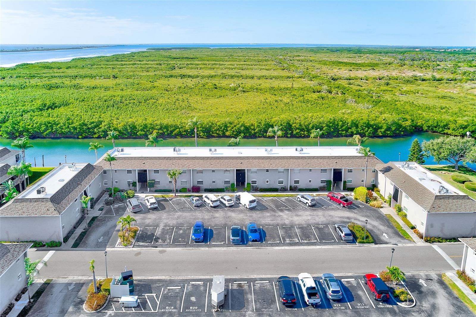 BAY POINTE CONDO - Residential