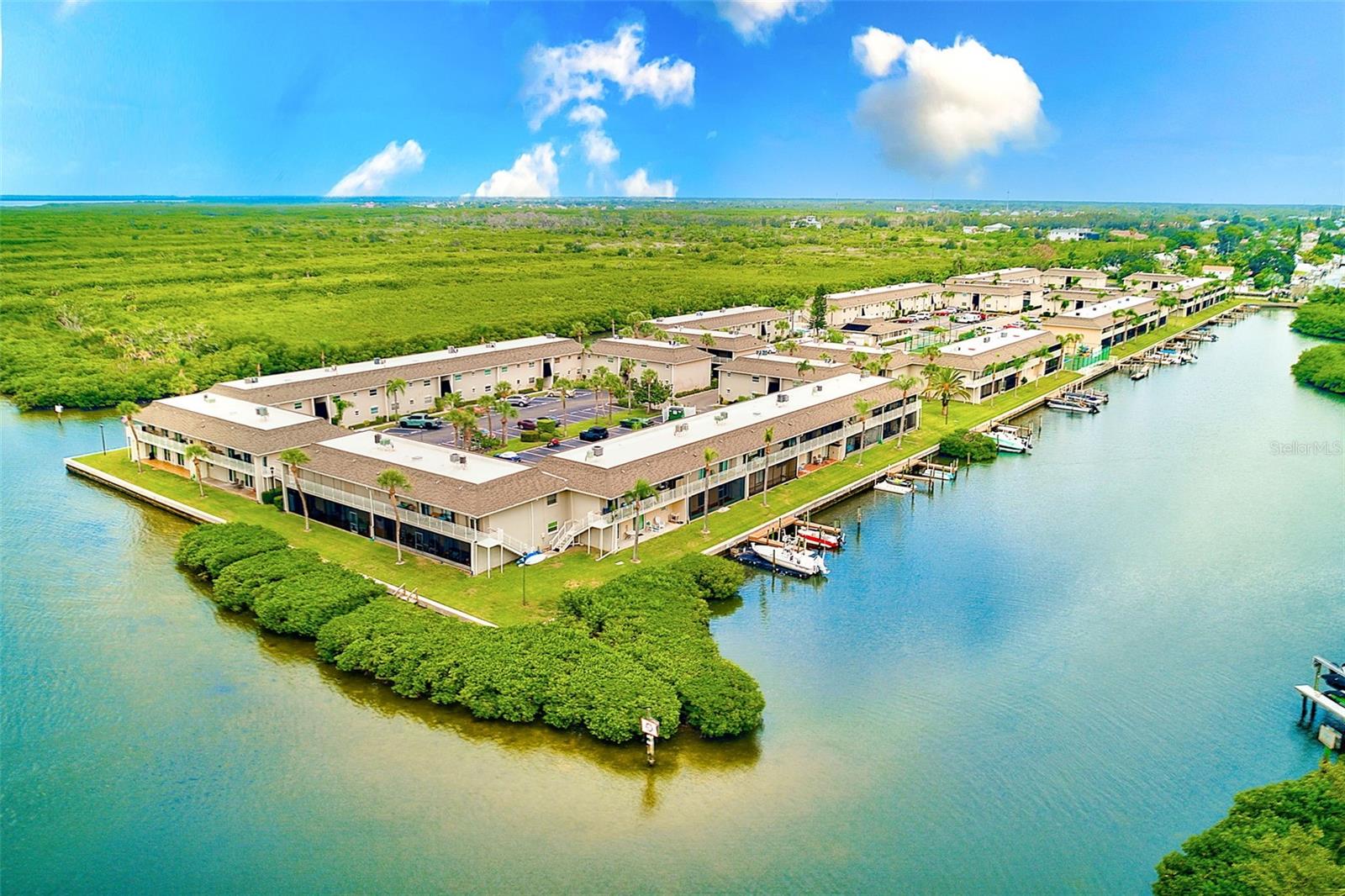 BAY POINTE CONDO - Residential