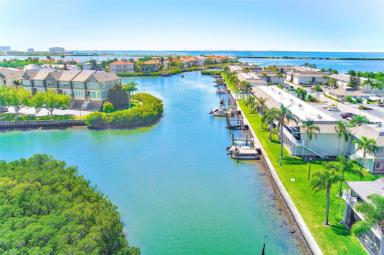 BAY POINTE CONDO - Residential