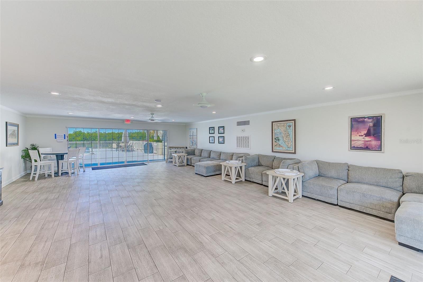 BAY POINTE CONDO - Residential