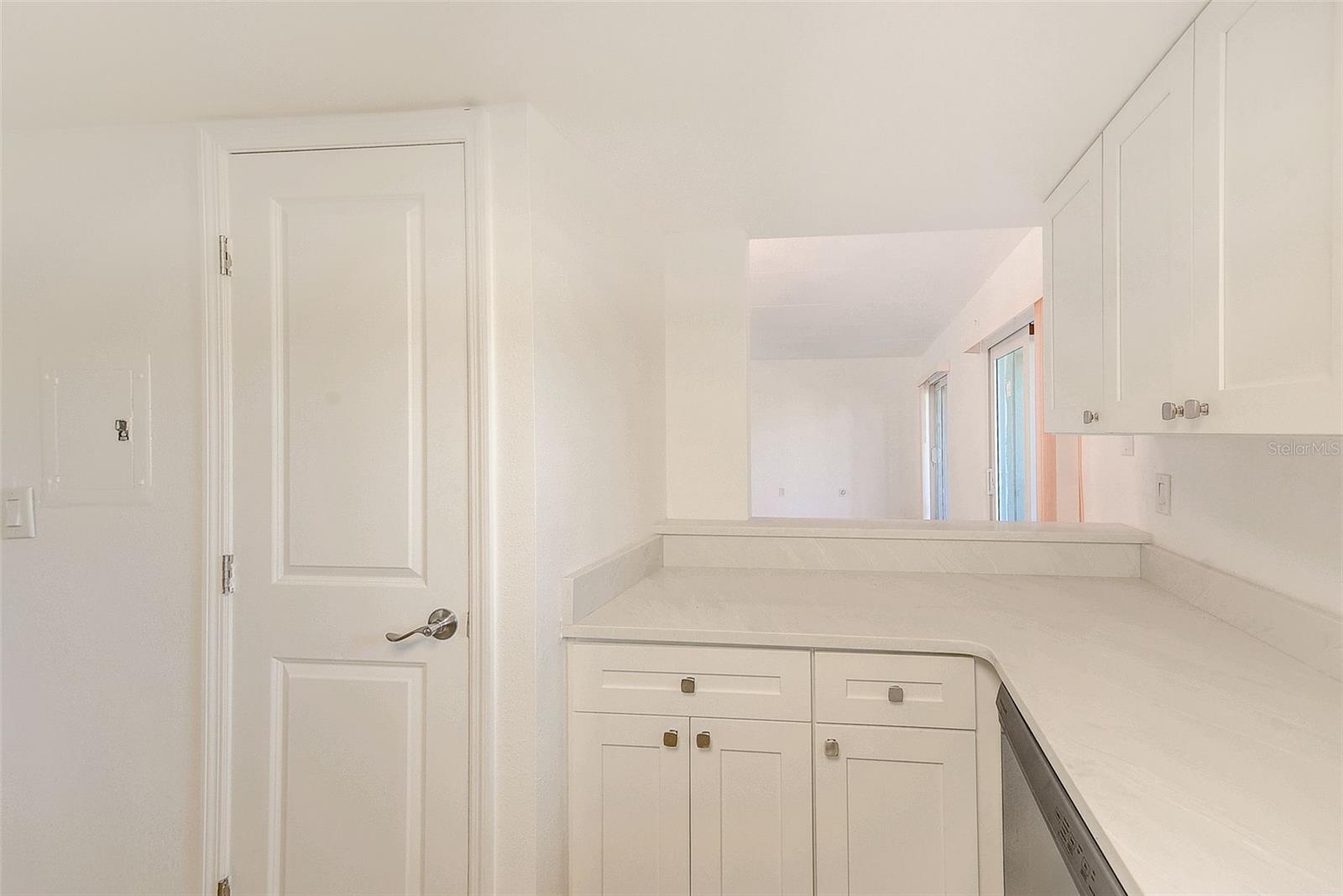 BAY POINTE CONDO - Residential