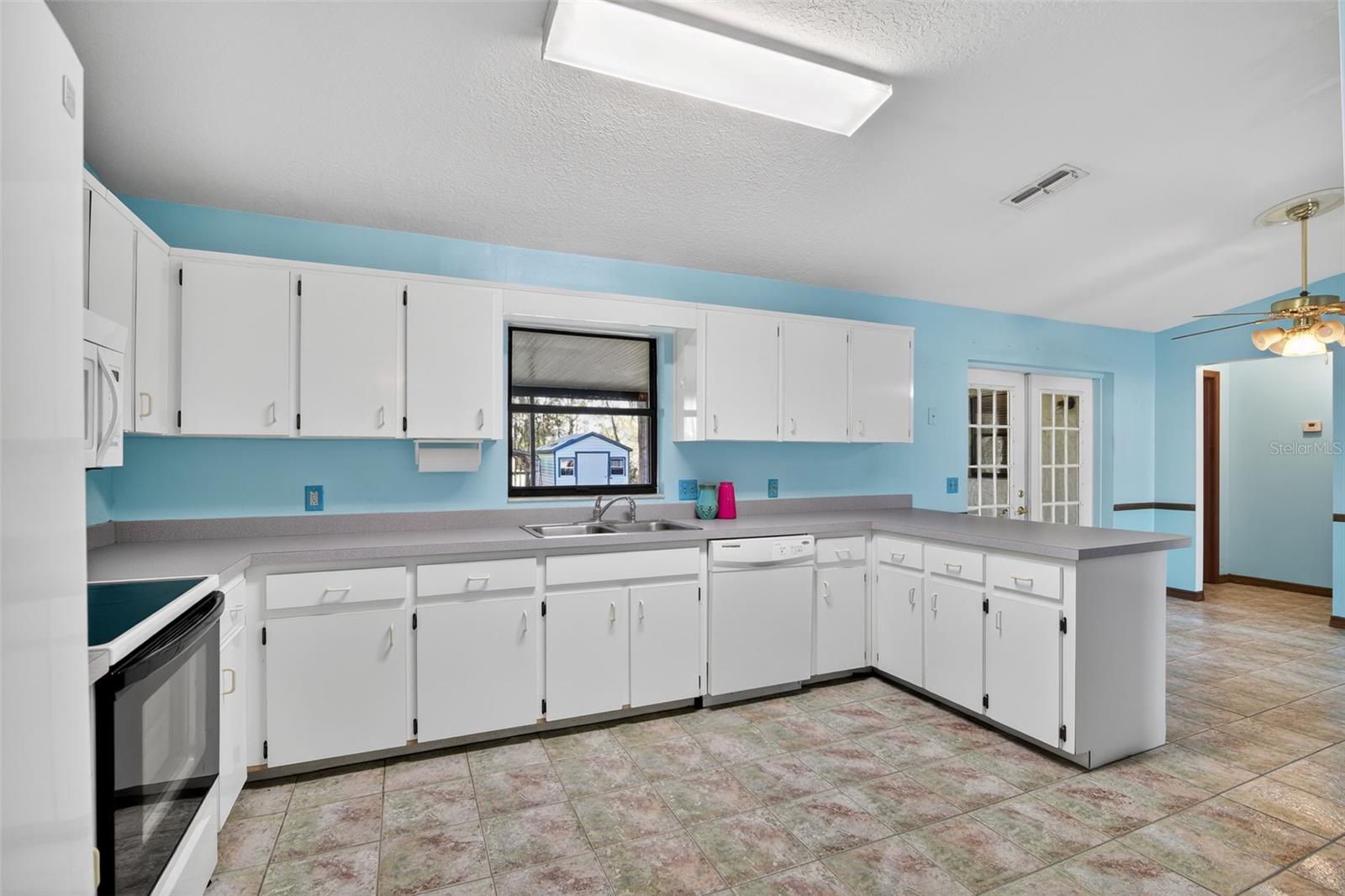 LEIGHTON ESTATE - Residential