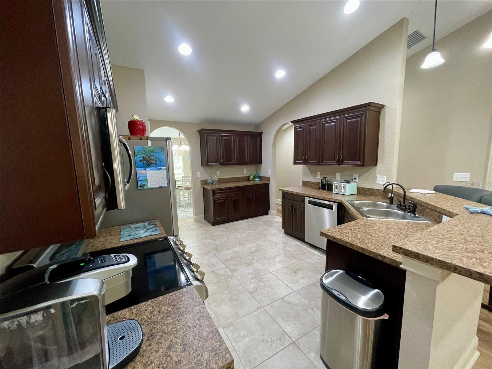 BELLEVIEW HEIGHTS ESTATE - Residential