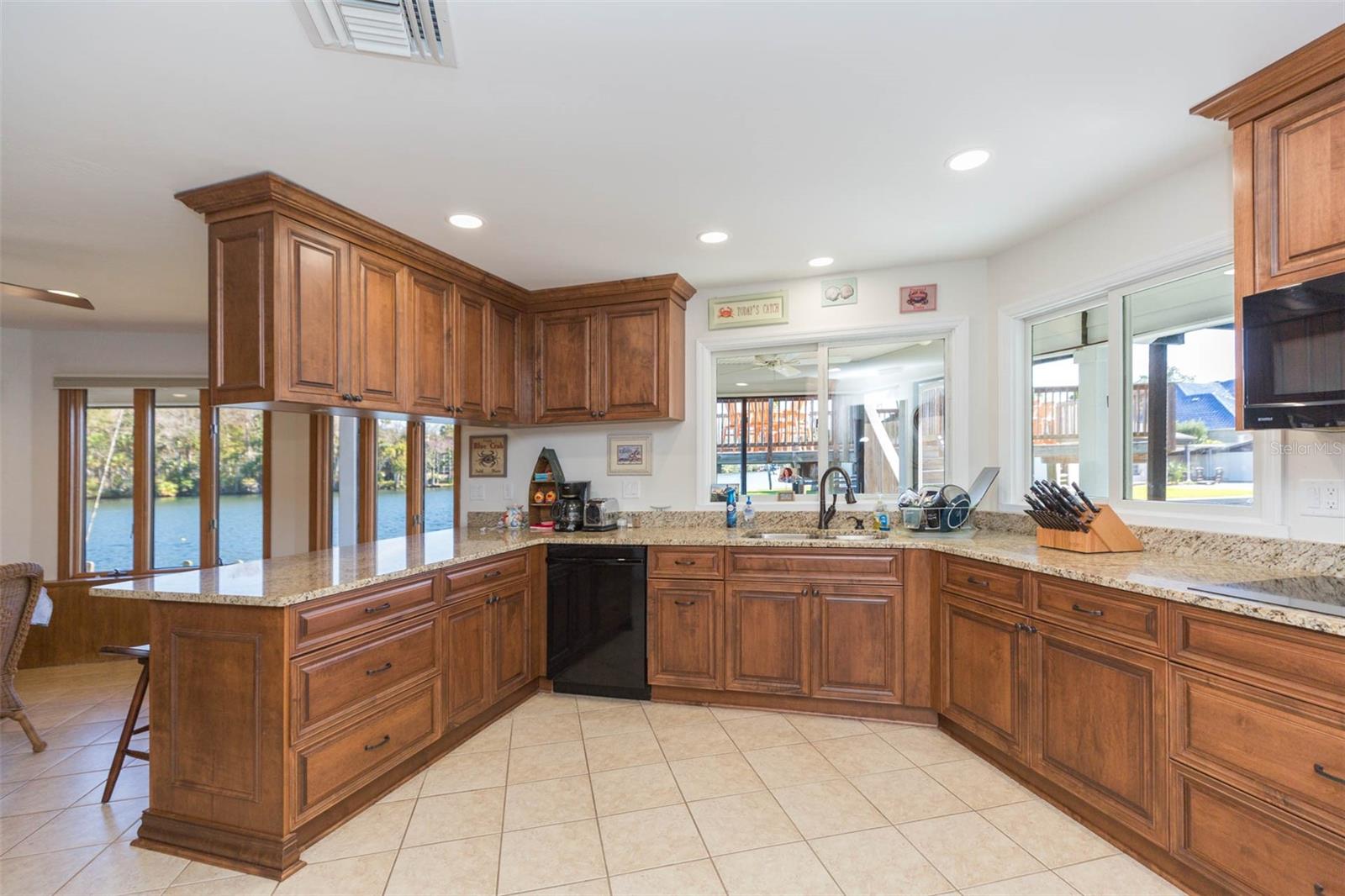 BLUE WATER FOREST - Residential