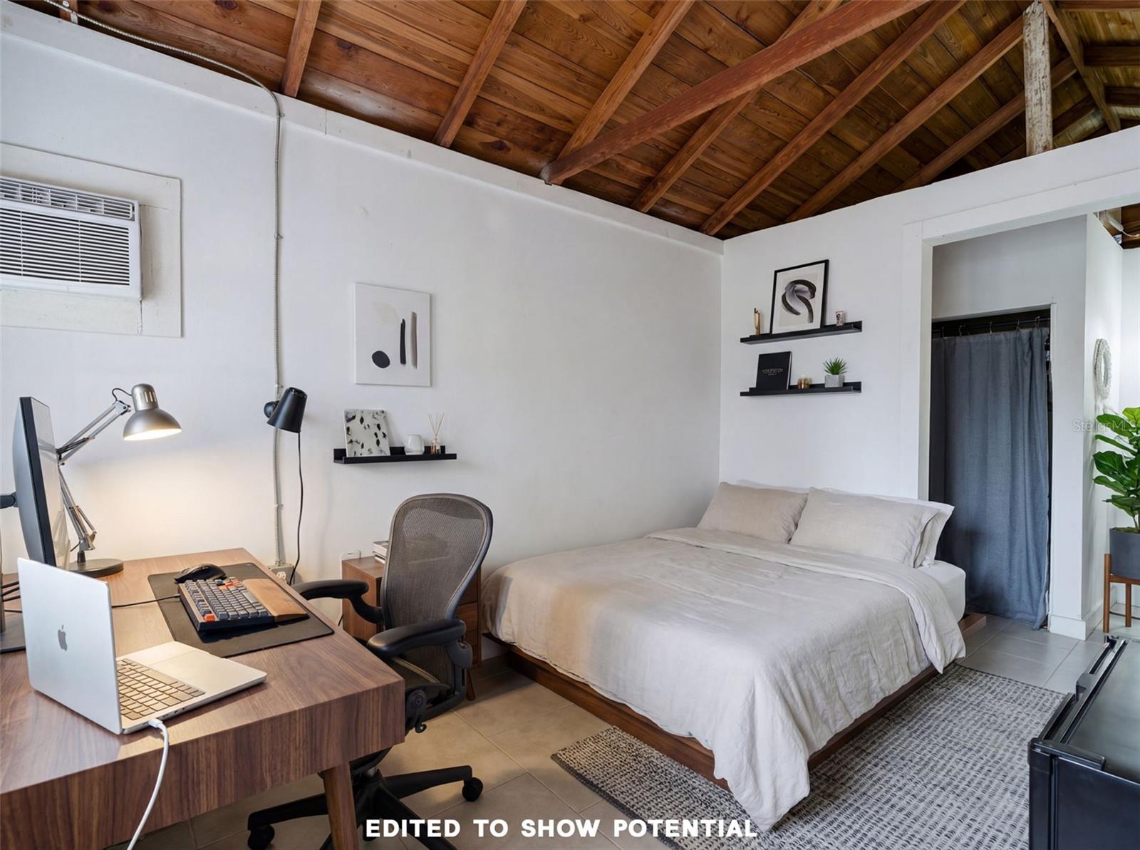 ORANGE CREST DELAND - Residential