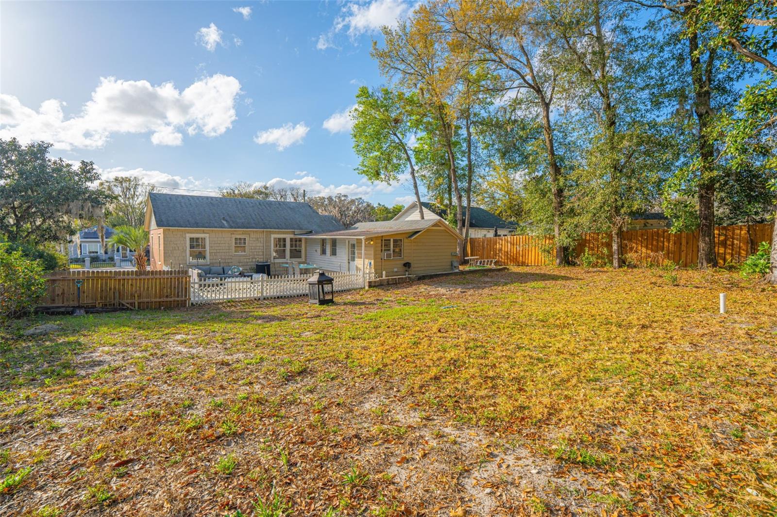 ORANGE CREST DELAND - Residential