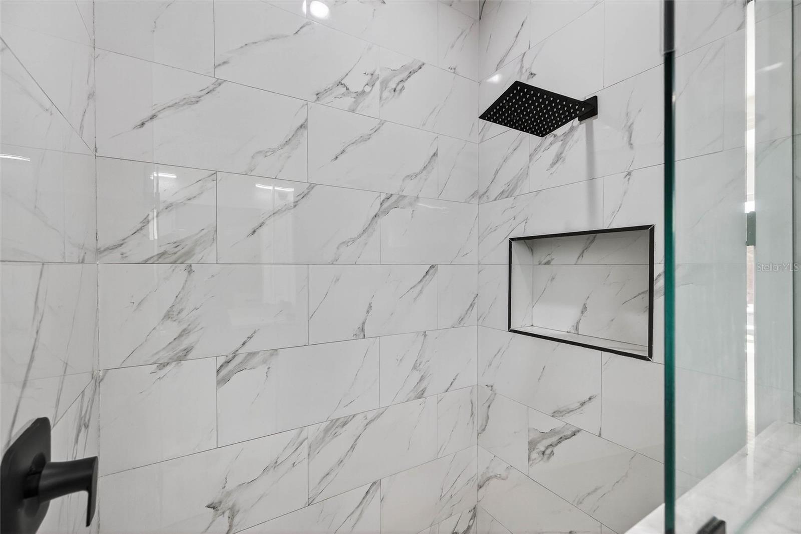 HAPPY DAYS SUB - Residential