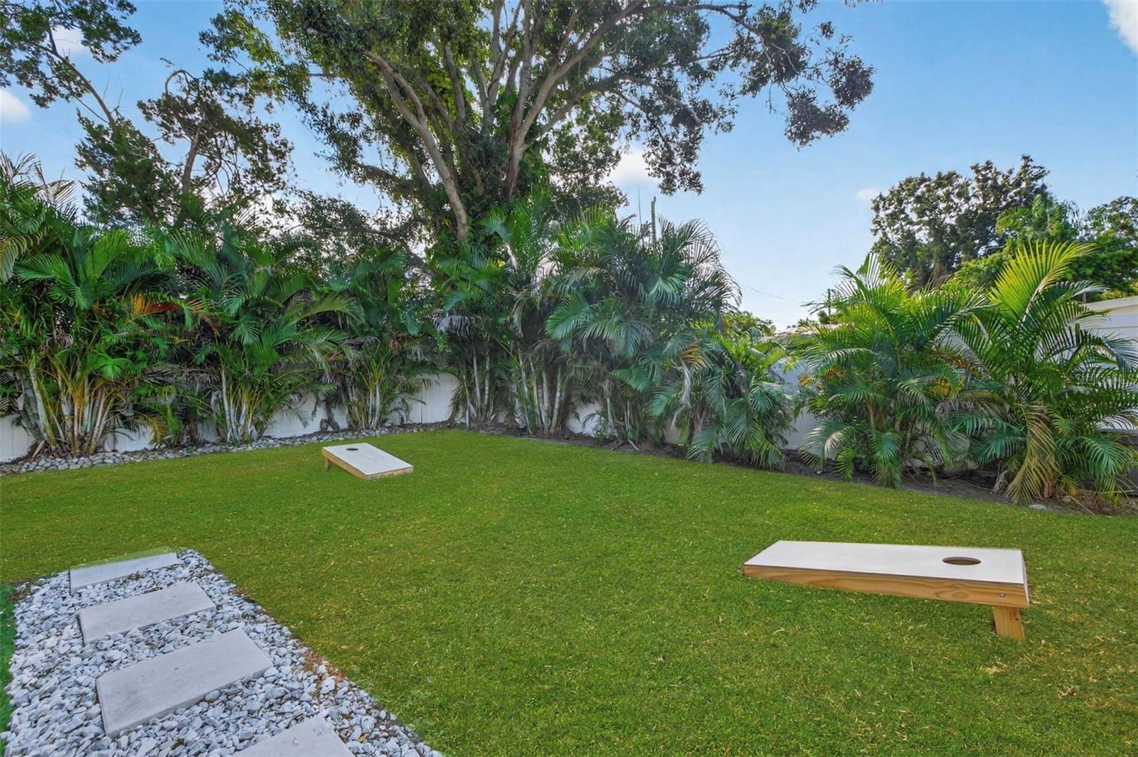 HAPPY DAYS SUB - Residential