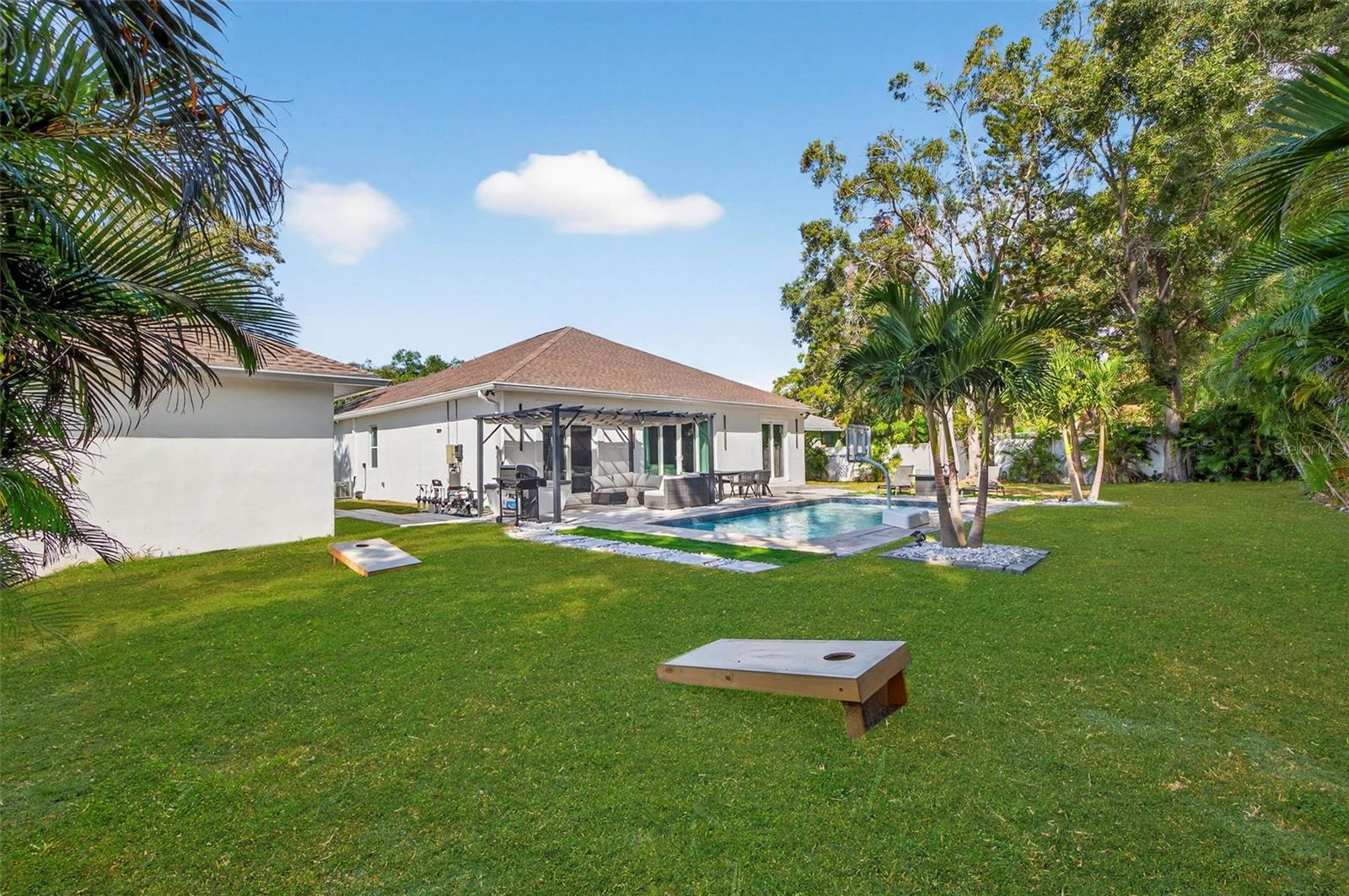 HAPPY DAYS SUB - Residential