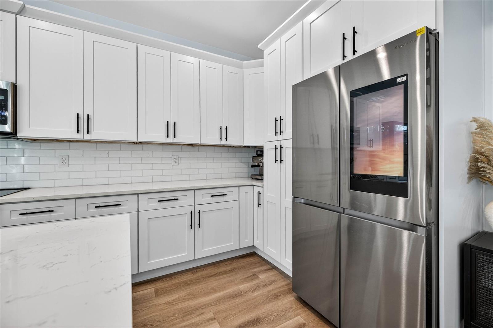 HAPPY DAYS SUB - Residential