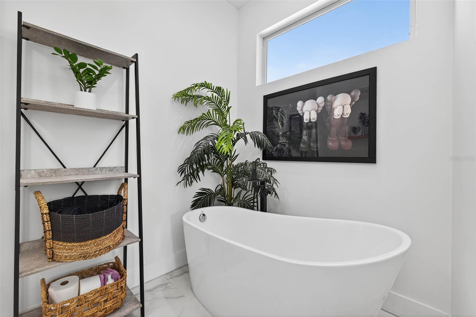 HAPPY DAYS SUB - Residential