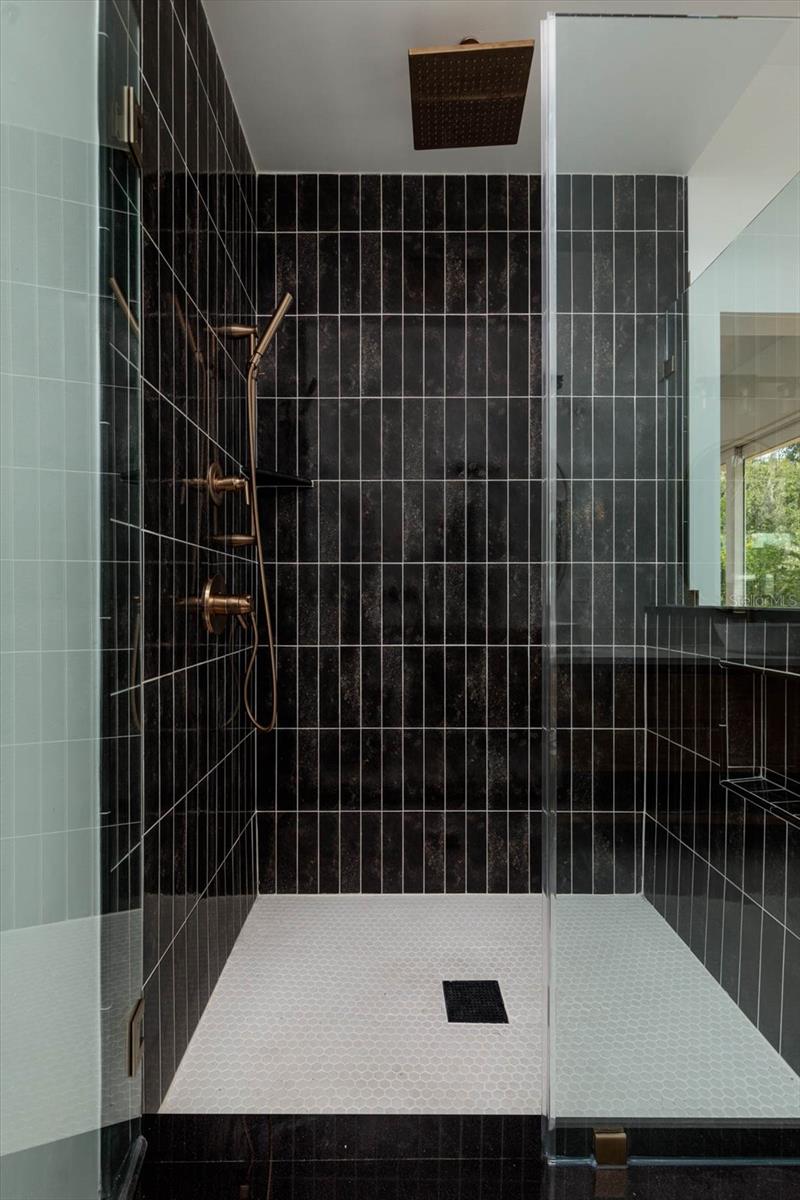 RIVER HAVEN ESTATES SUBDIVISIO - Residential