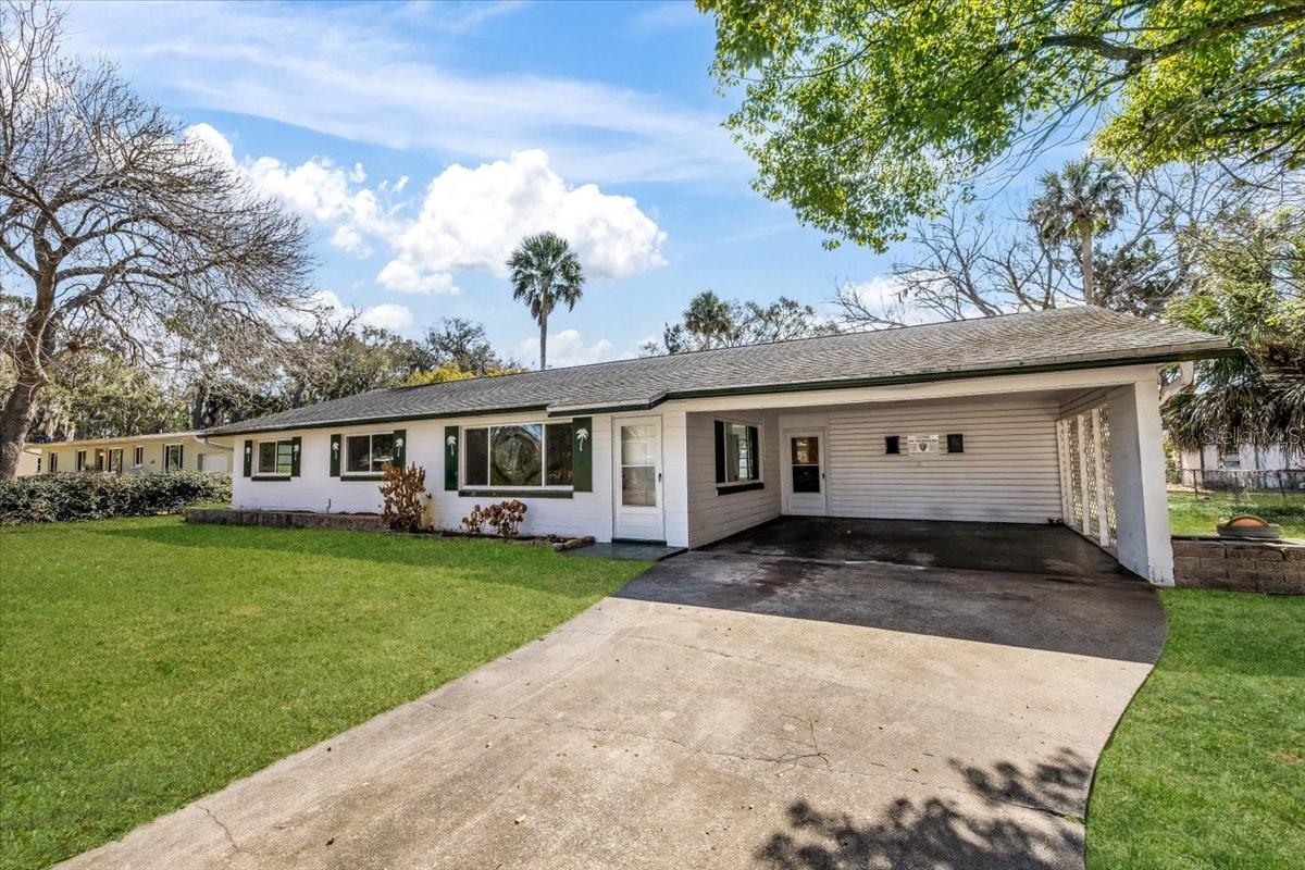 PALM GROVE - Residential