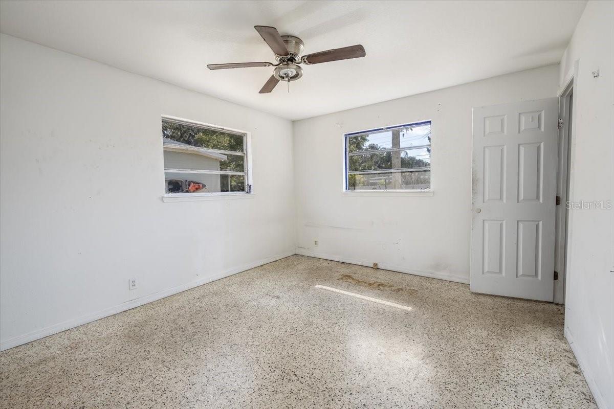 PALM GROVE - Residential