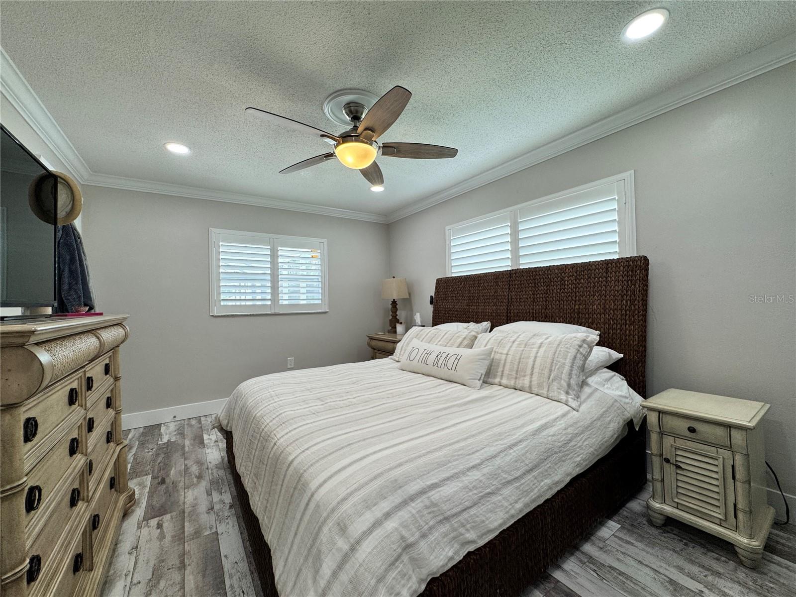 VILLAGE GREEN OF BRADENTON UN B - Residential Lease