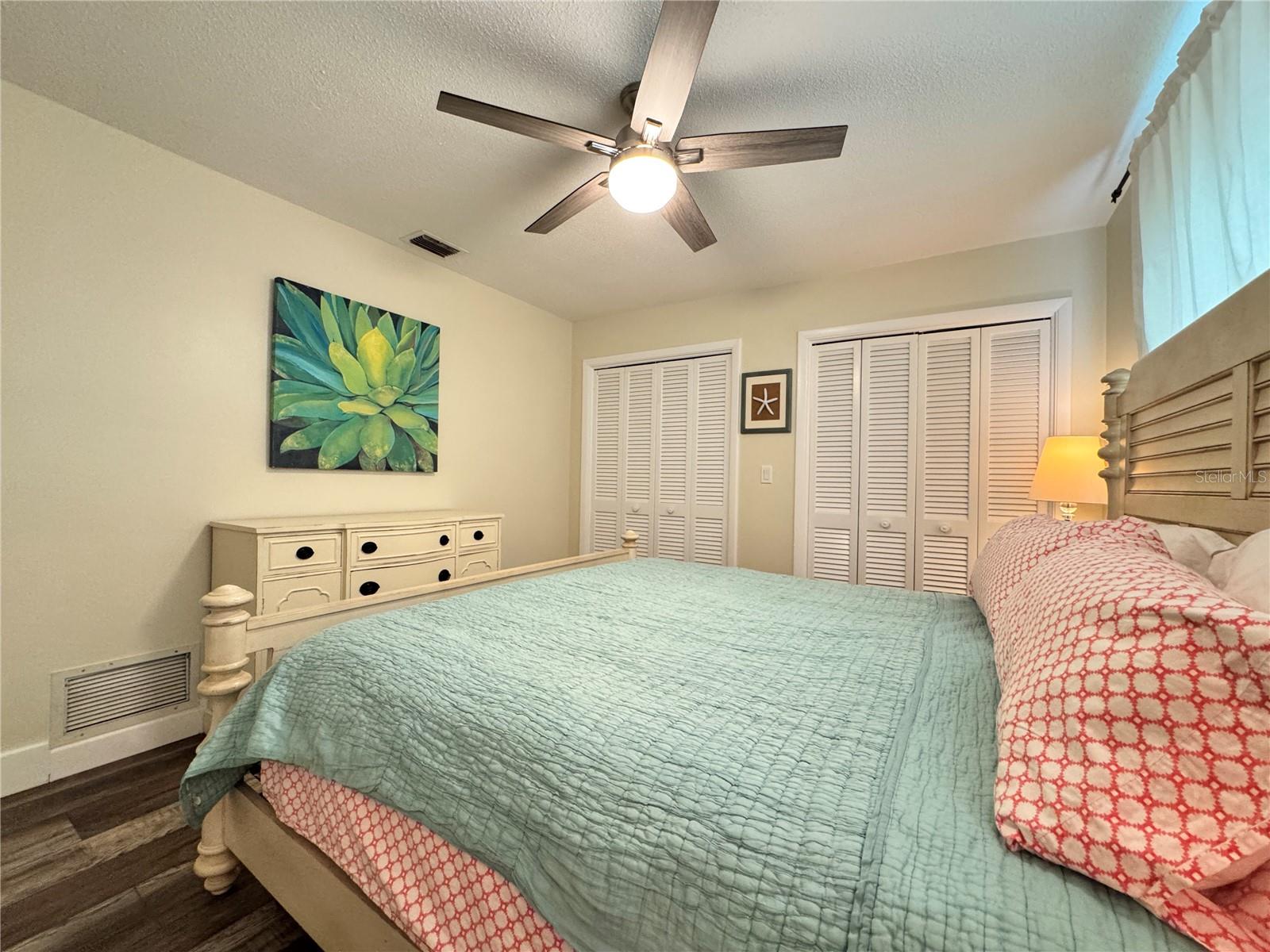 VILLAGE GREEN OF BRADENTON UN B - Residential Lease