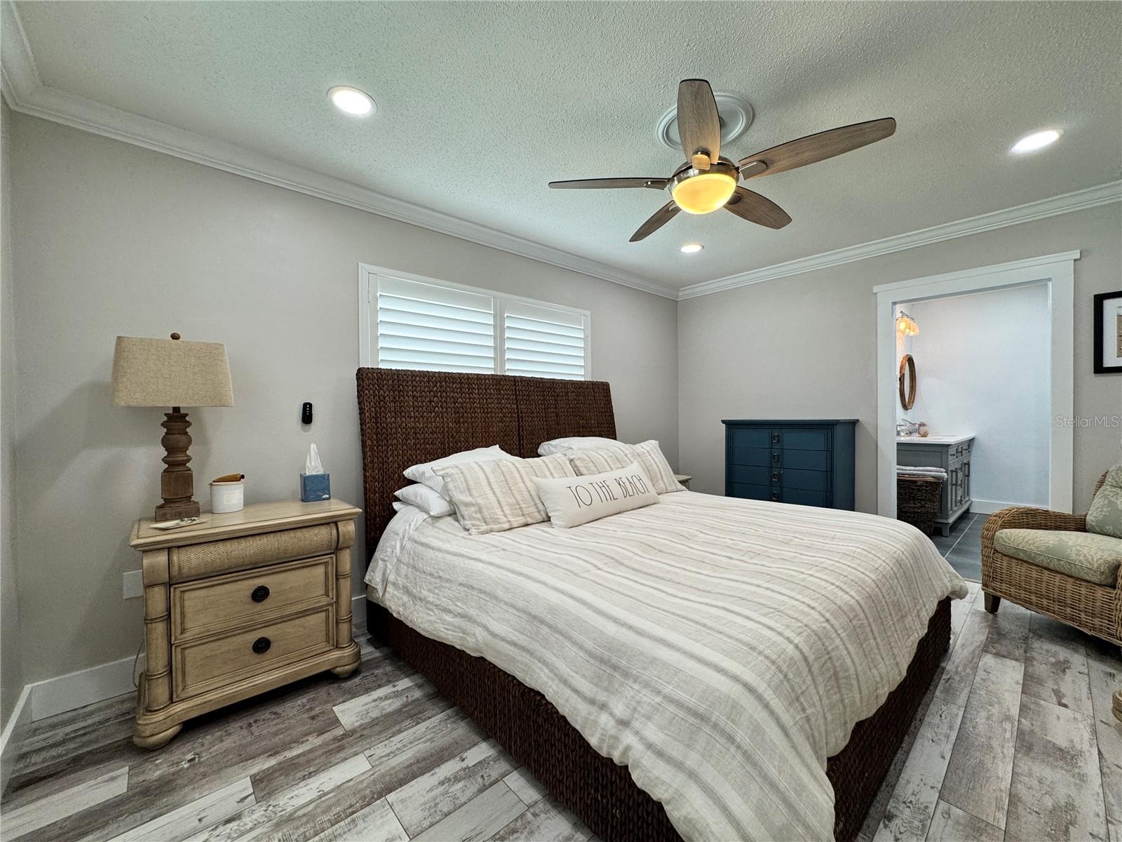 VILLAGE GREEN OF BRADENTON UN B - Residential Lease