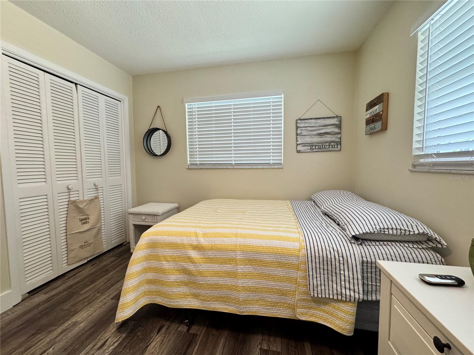 VILLAGE GREEN OF BRADENTON UN B - Residential Lease