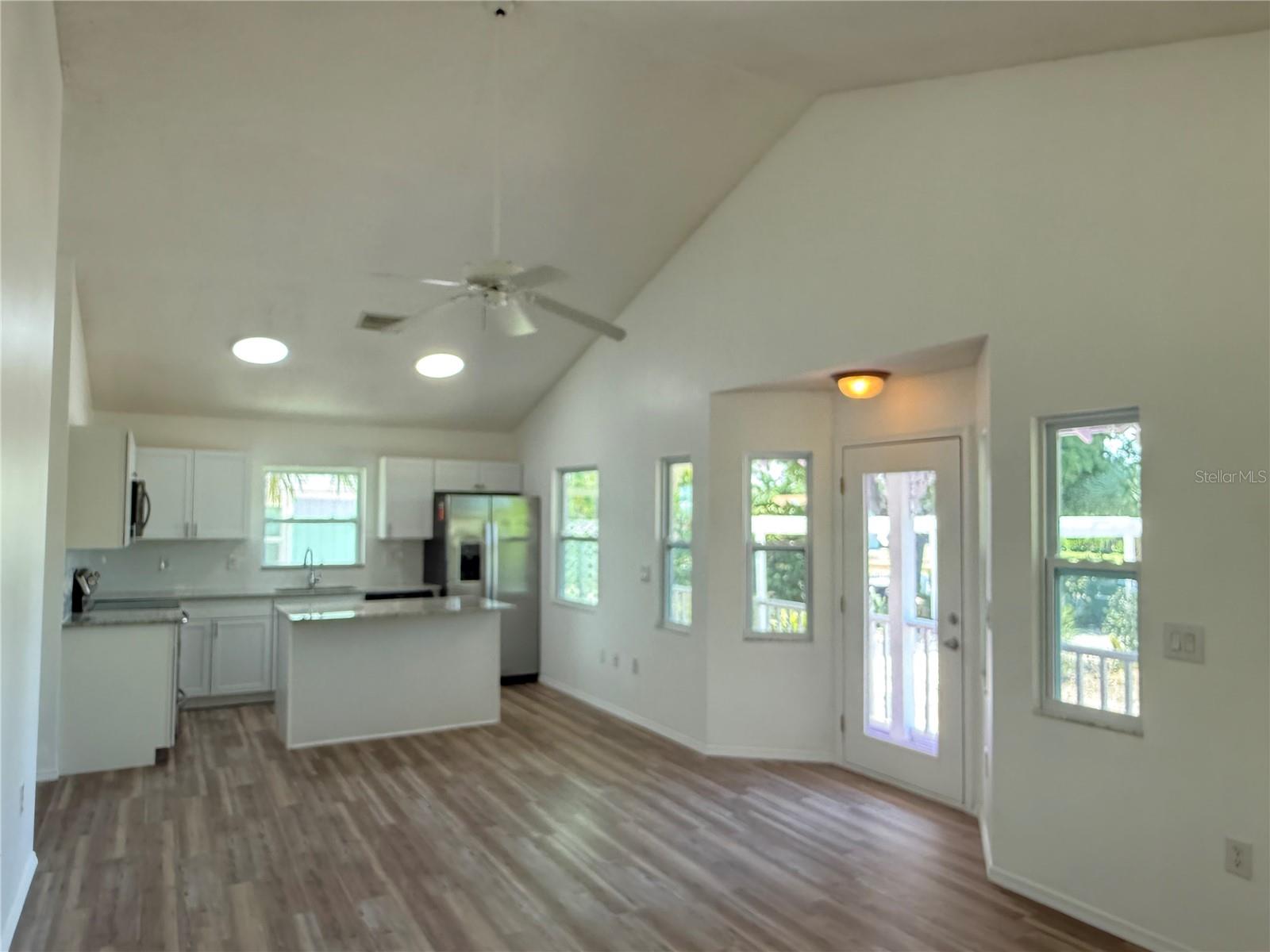 BAY POINT CORR OF - Residential