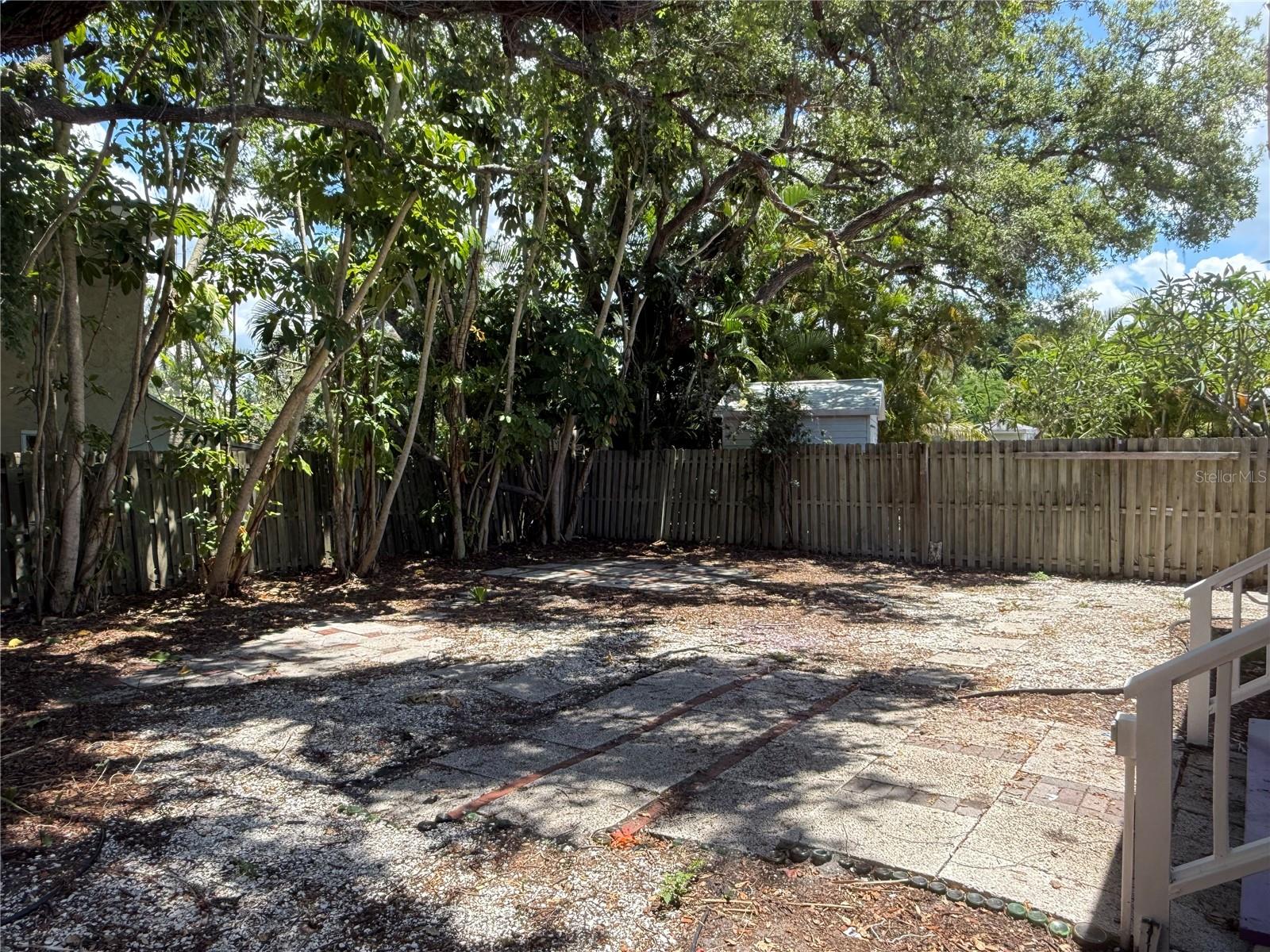 BAY POINT CORR OF - Residential