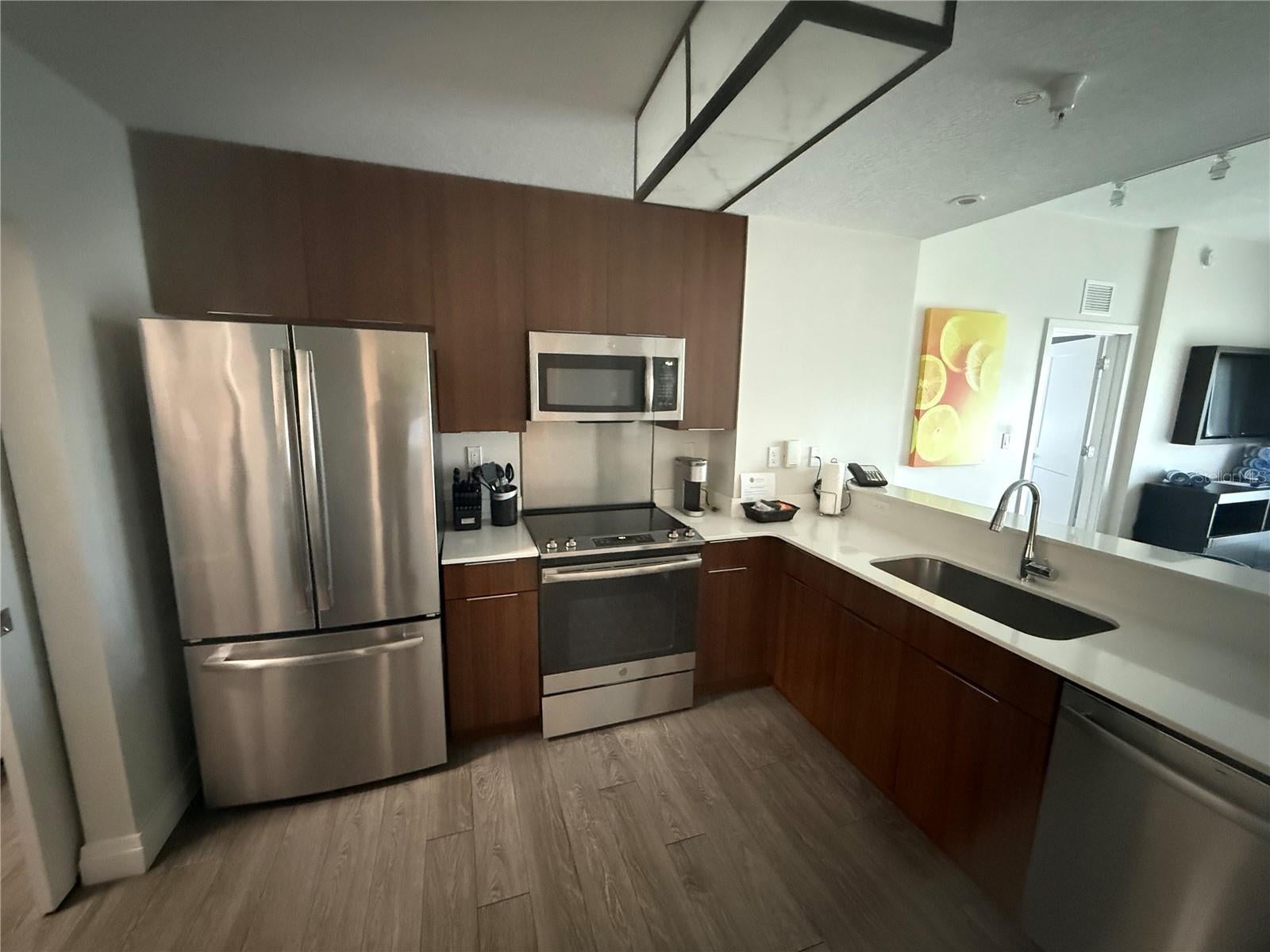 14501 GROVE RESORT AVENUE 2219