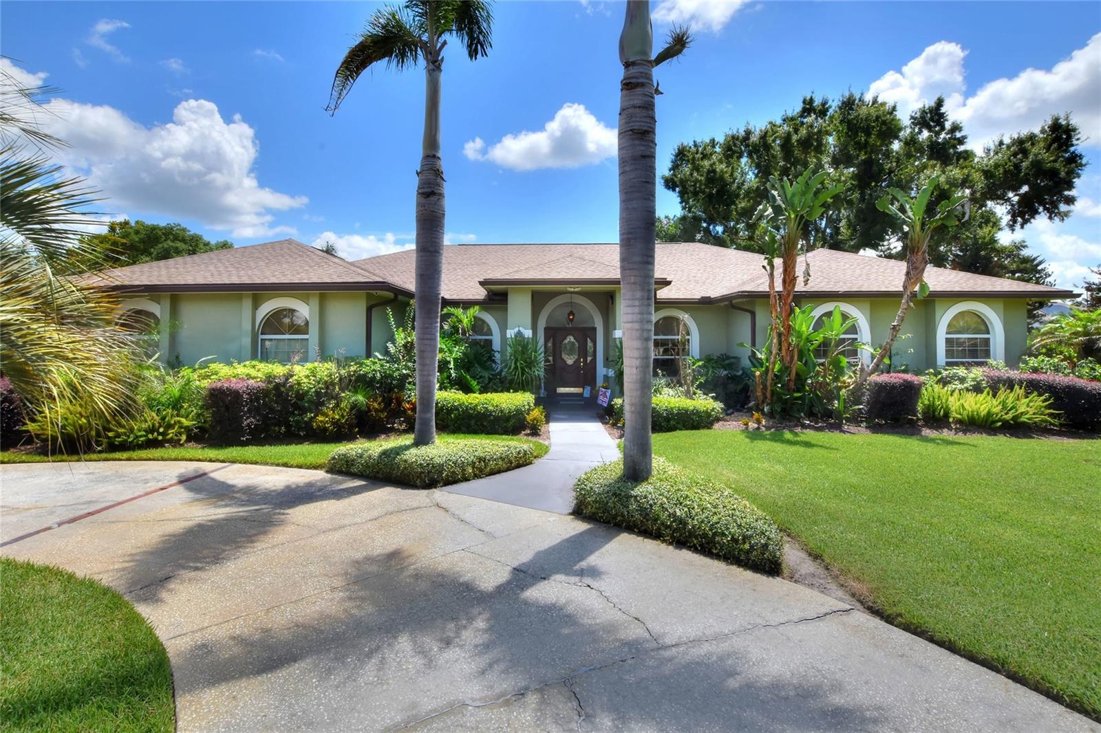 2428 WILDWOOD COURT