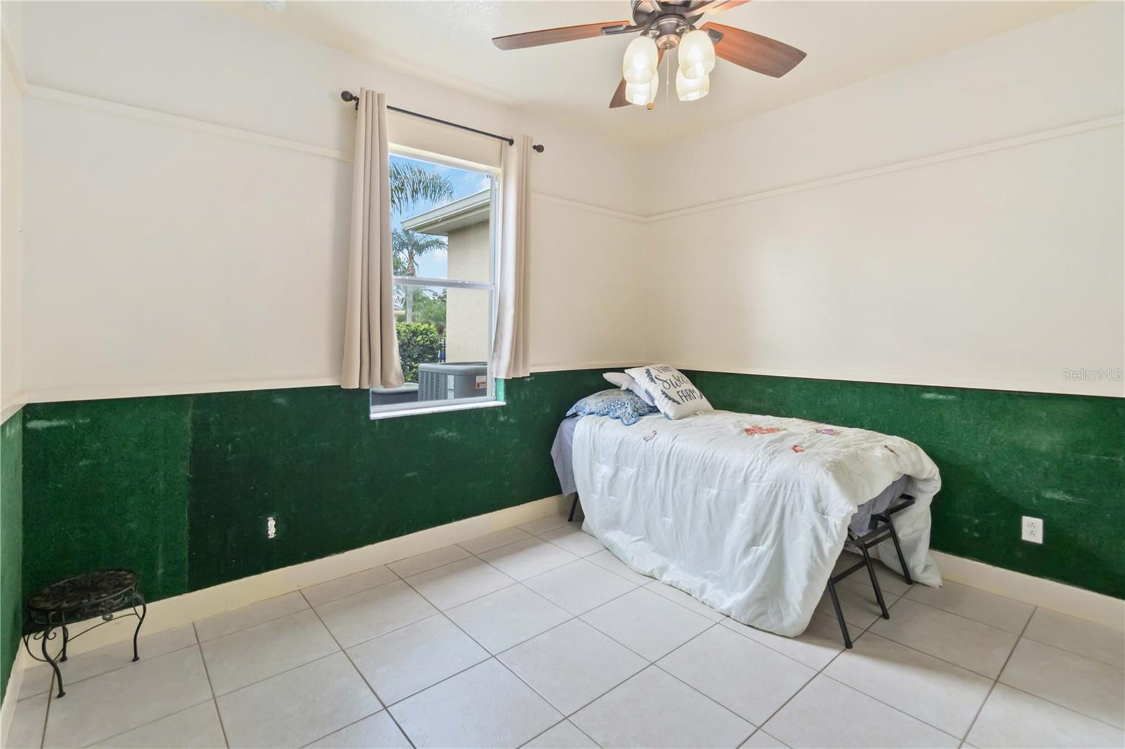 LIVE OAK RESERVE UNIT FOUR - Residential