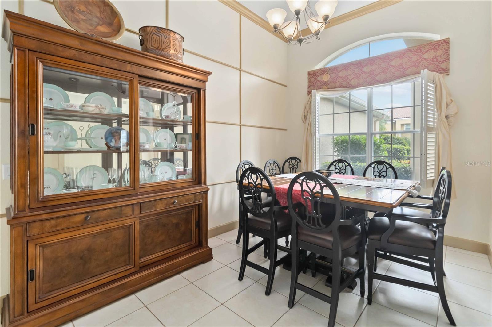 LIVE OAK RESERVE UNIT FOUR - Residential