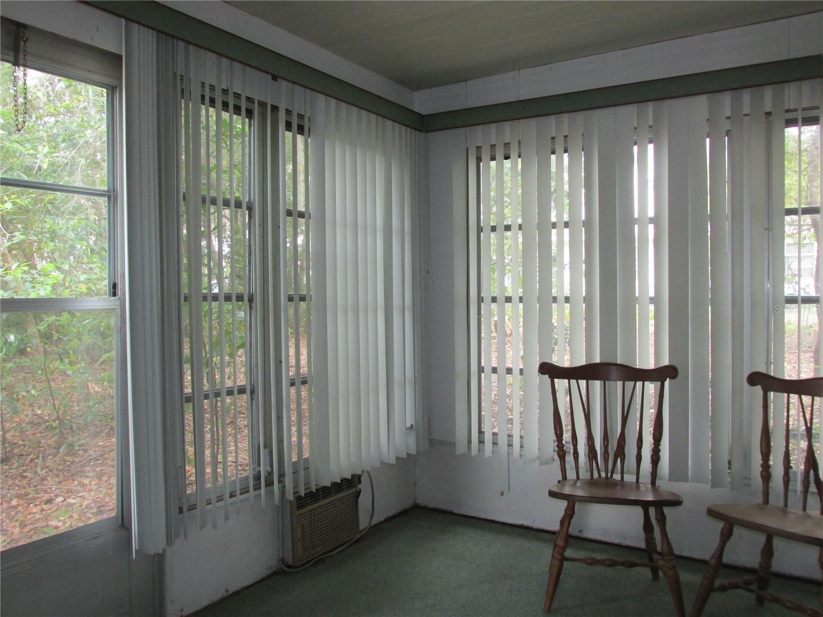 SADDLEBAG LAKE - Residential