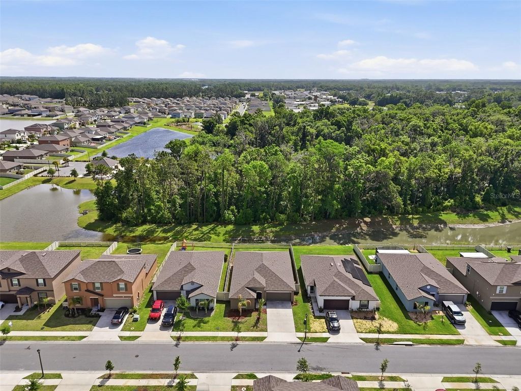 Photo of 1681 Red Loop, Lakeland, FL 33801 (MLS # TB8496721)