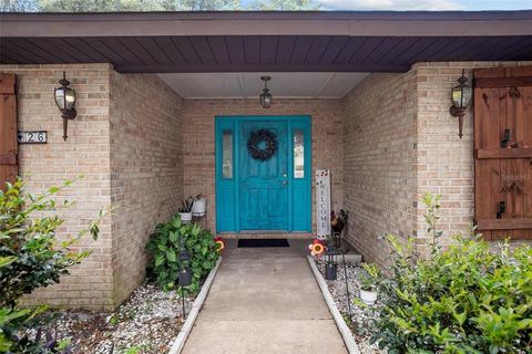 A home in DEBARY