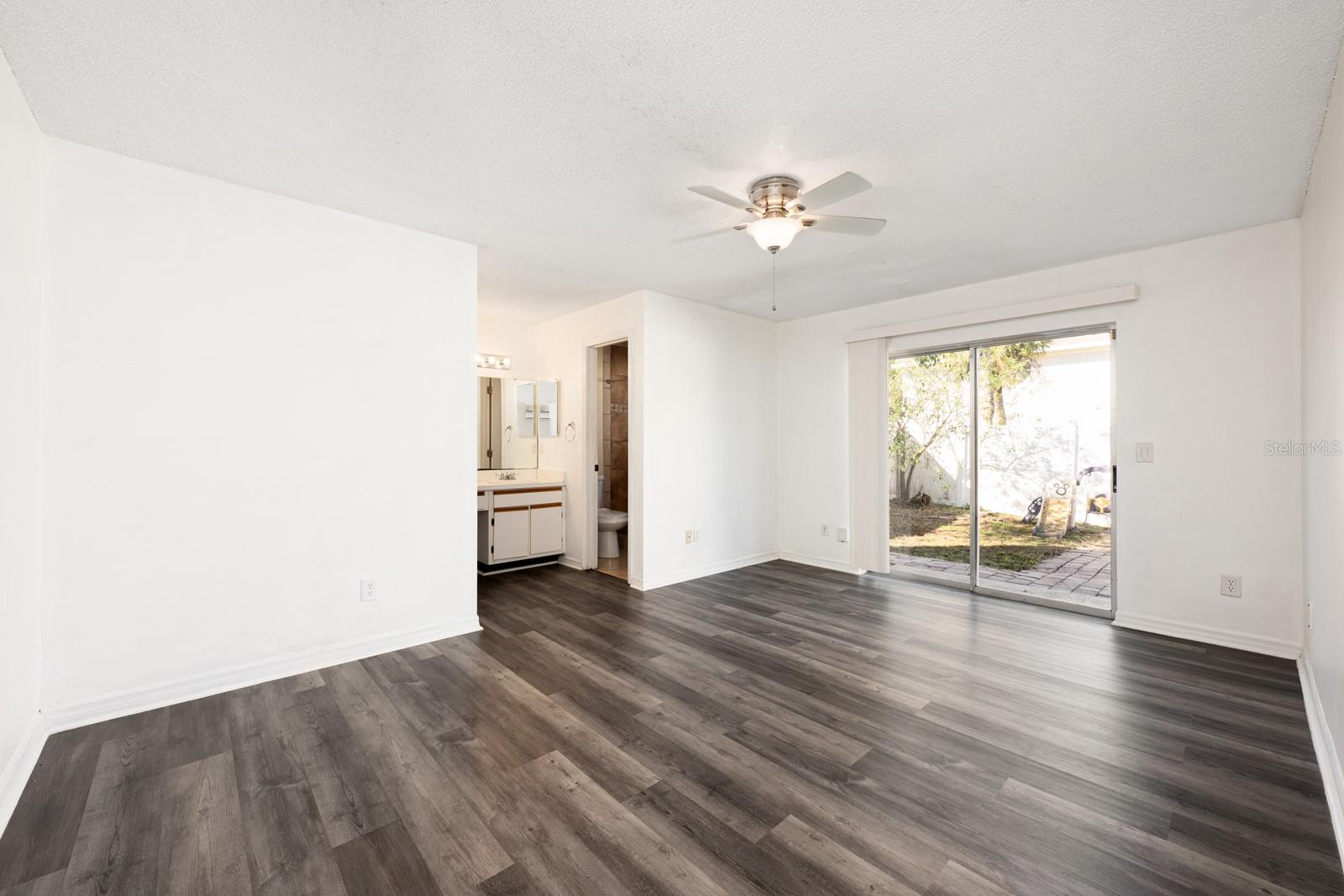 SUTTON RIDGE PH 01 - Residential