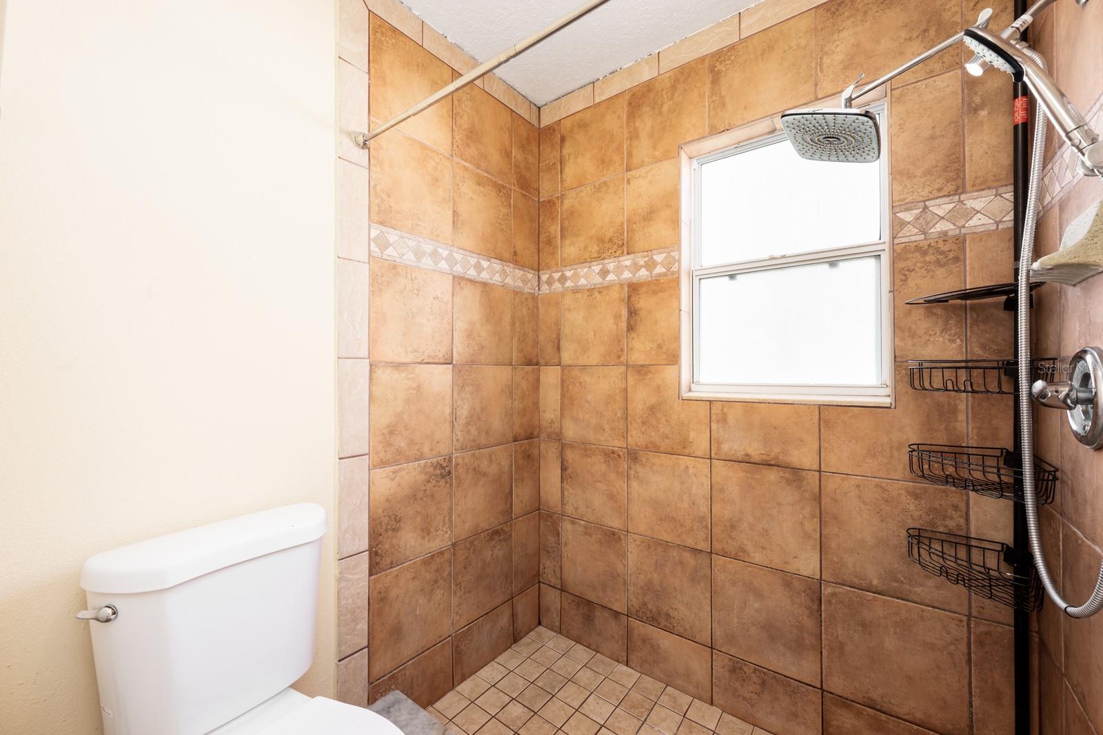 SUTTON RIDGE PH 01 - Residential