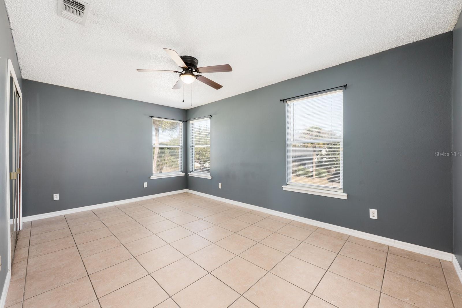 SUTTON RIDGE PH 01 - Residential