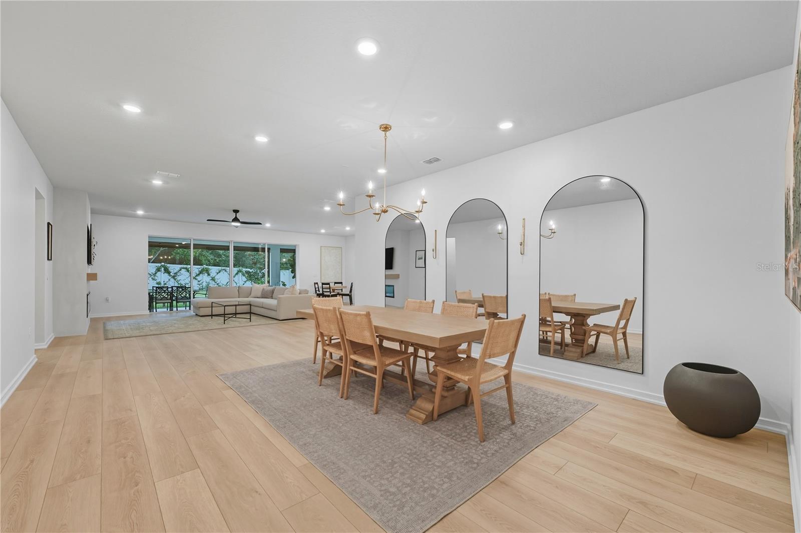 WINDING MDWS - Residential